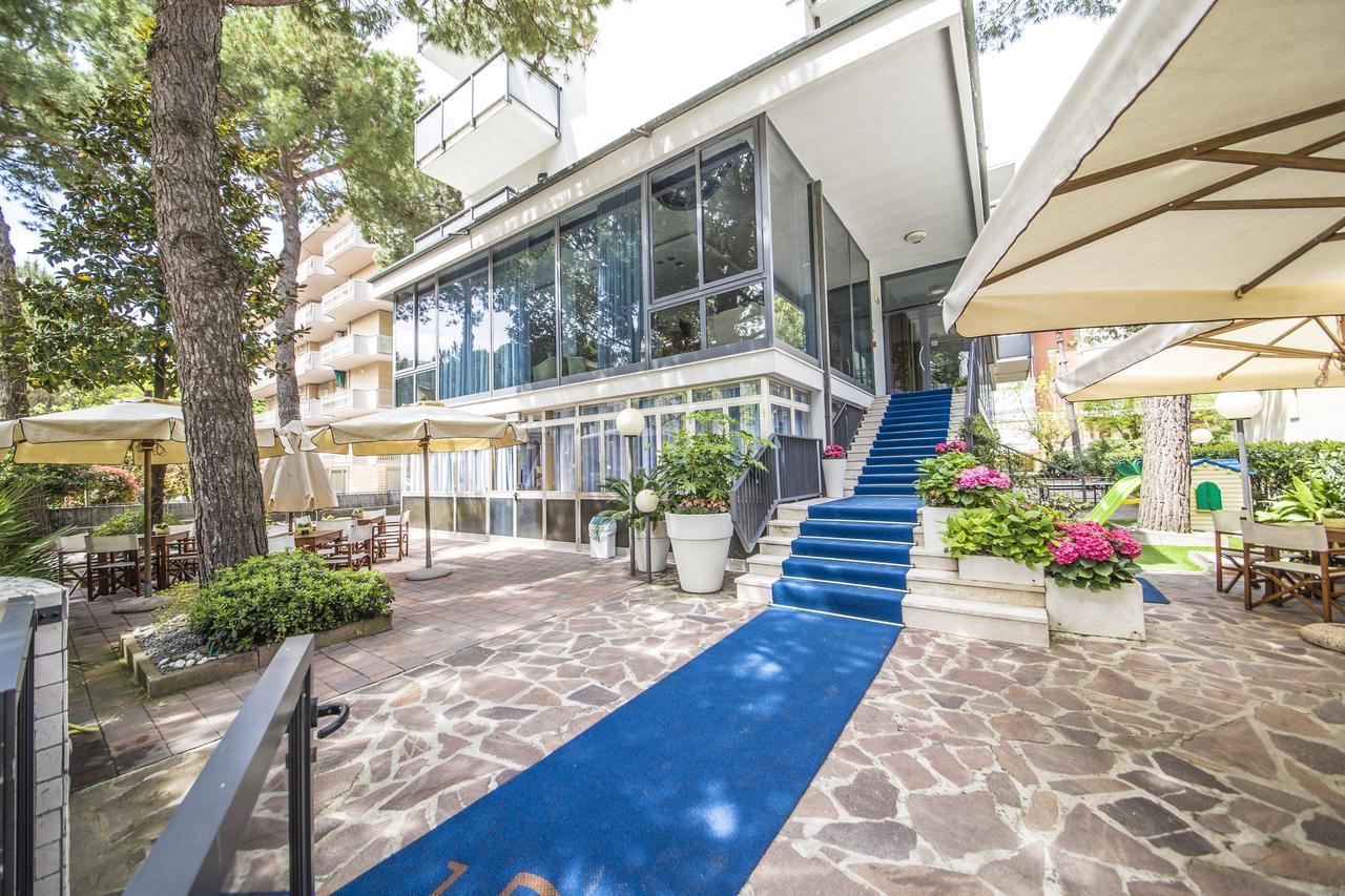 Renzo Hotel Cesenatico Exterior foto
